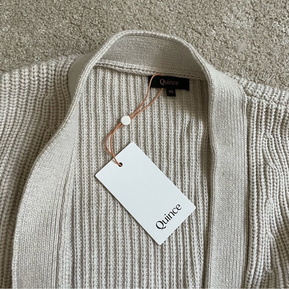 Quince Organic Cotton Oversized Boyfriend Cardigan Beige XS - Picture 2 of 2